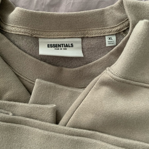 ❌SOLD❌ESSENTIALS Fear of God -Taupe Neck Sweater - Picture 3 of 10